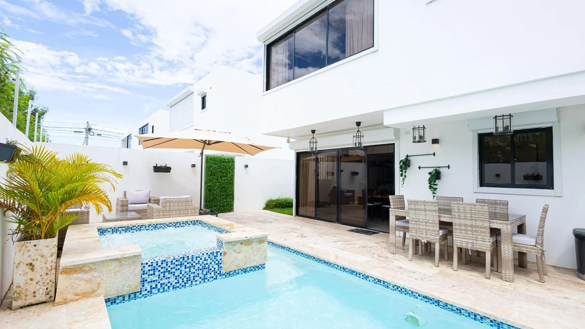 Lujosa Villa Downtown Punta Cana, 3H, 3B C/Piscina Dominican Republic
